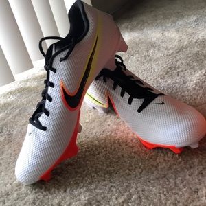 nike vapor edge speed 360 on feet